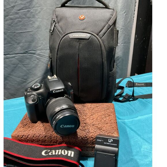 Cannon EOS Rebel T3 EF-S 18-55mm Digital SLR Camera Bag Accessories - Picture 1 of 8